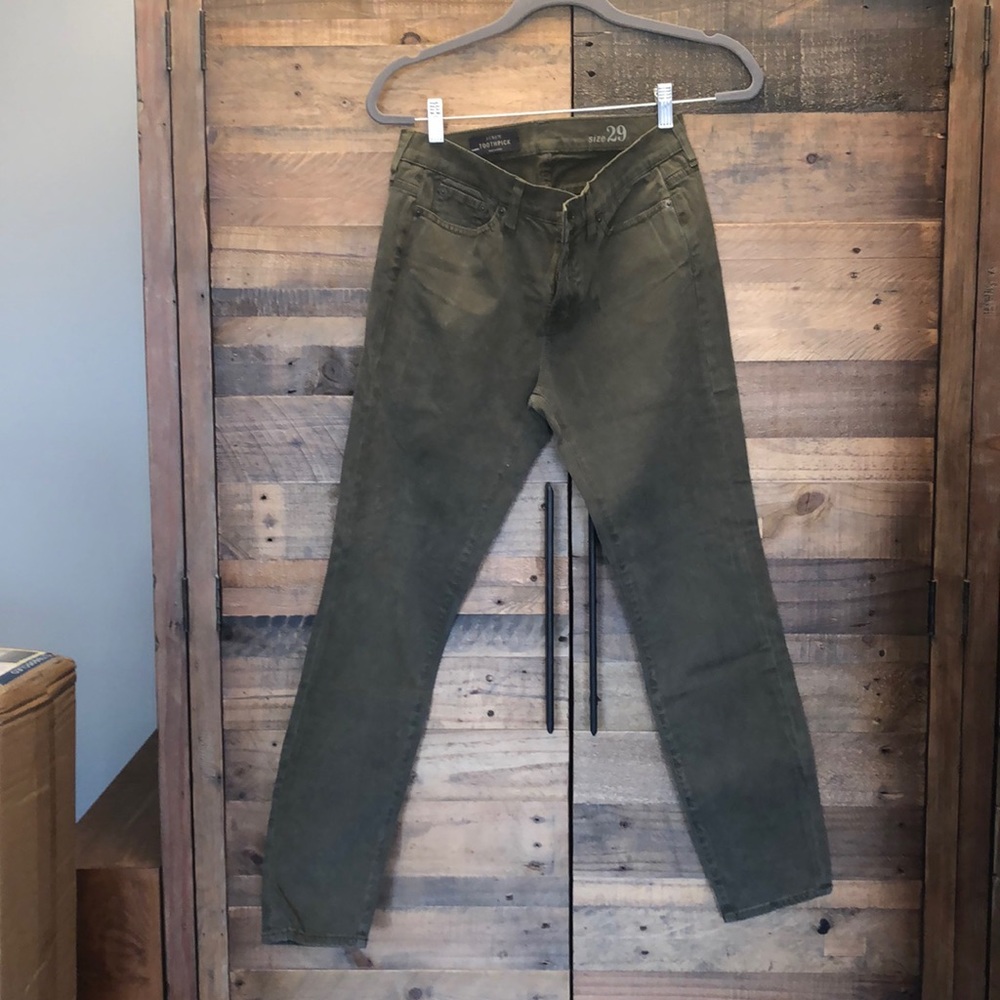 NWT J Crew  Toothpick jeans Sz 29 - olive green